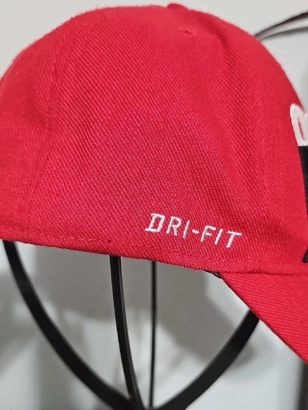 Nike Red Cincinnati Reds Baseball Hat with Black Embroidery